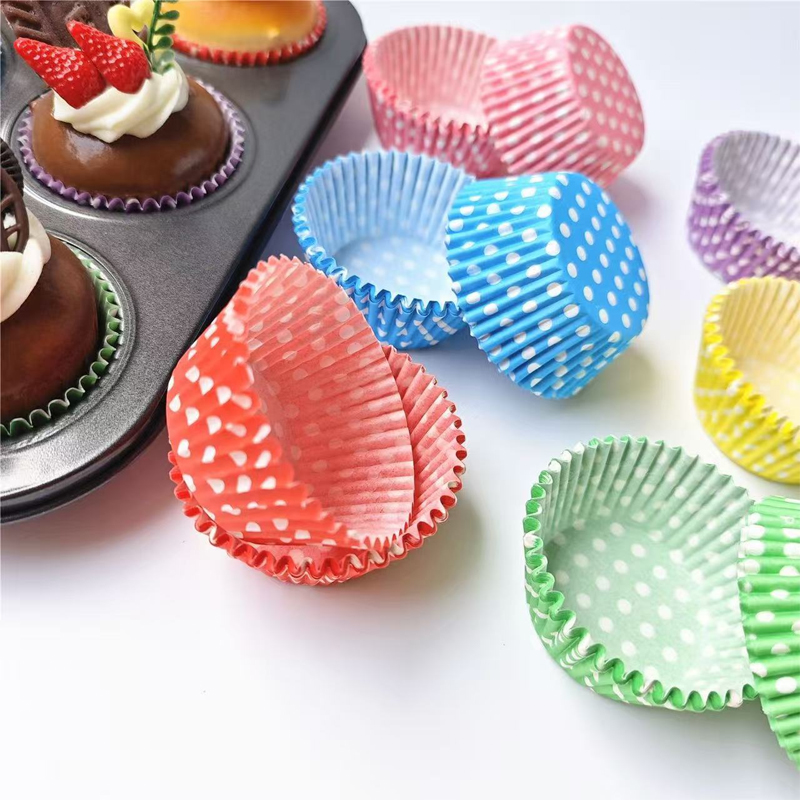 100Pcs Polka Dot Cake Paper Li - Kitchen Baking Mat review and price