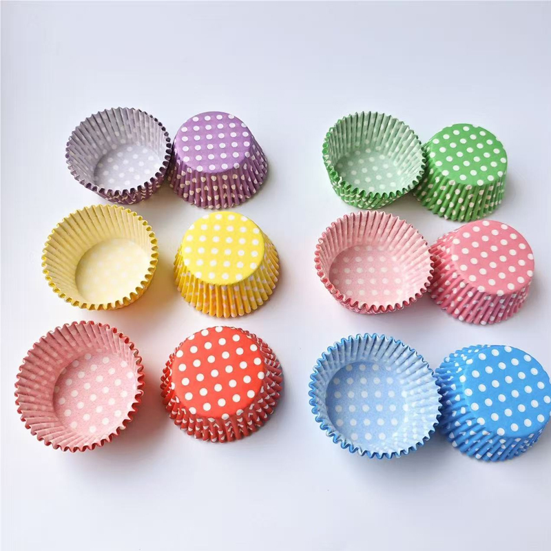 100Pcs Polka Dot Cake Paper Li - Kitchen Baking Mat review and price